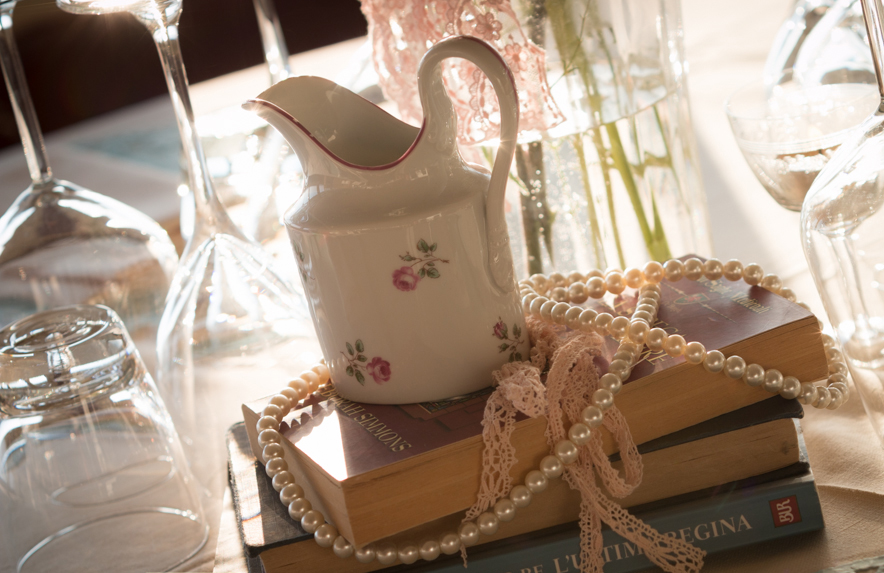 fiori e allestimenti matrimonio vintage sulla spiaggia