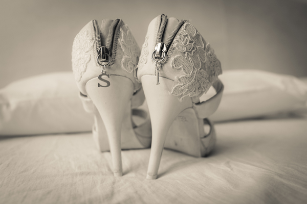 on a holiday defeat Are depressed Come personalizzare scarpe da sposa economiche | SR DIY blog