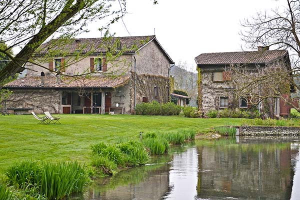 location per matrimoni sul Lago di Garda: La finestra sul fiume