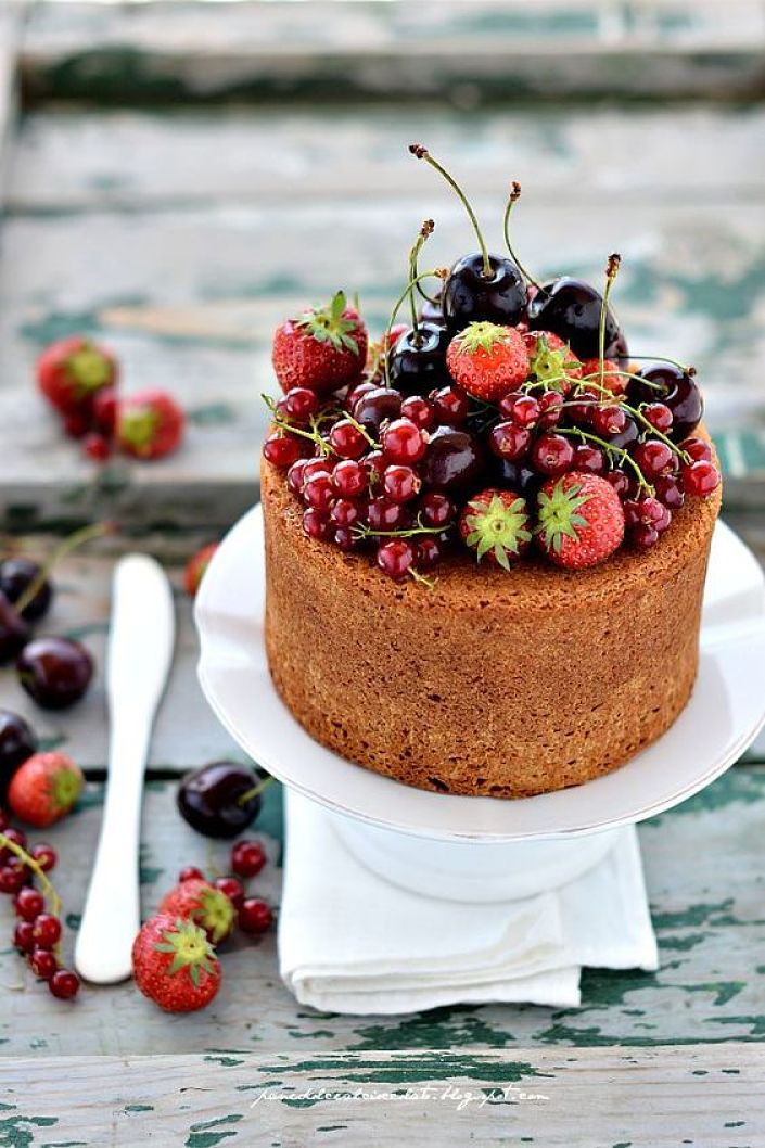 naked cakes