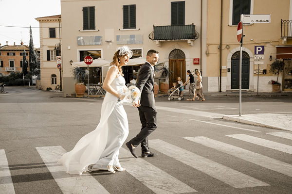abito da sposa sirena azzurro fatto a mano e personalizzato