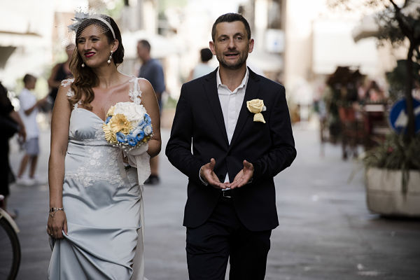 abito da sposa sirena azzurro fatto a mano e personalizzato
