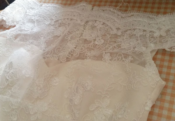 pizzo abito da sposa a sirena con scollo a cuore