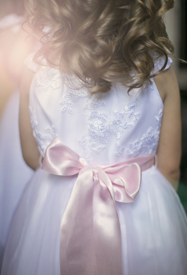 vestito damigella matrimonio a tema libri e chiavi