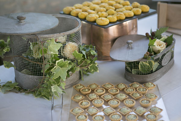 aperitivo di matrimonio a tema orchestrato dal Catering Fuori Rosa