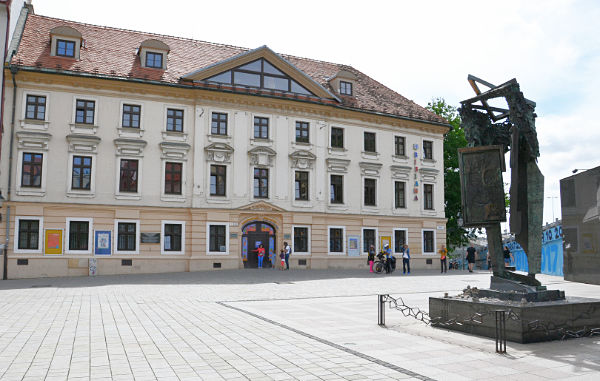 scultura memoriale dell'olocausto Bratislava