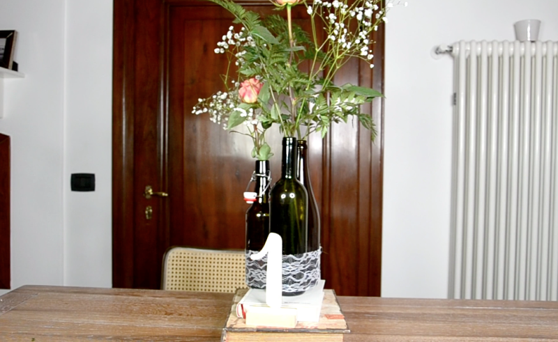 Tutorial centrotavola rustico con le bottiglie di vino