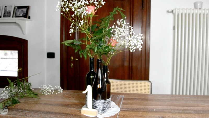 Tutorial centrotavola rustico con le bottiglie di vino