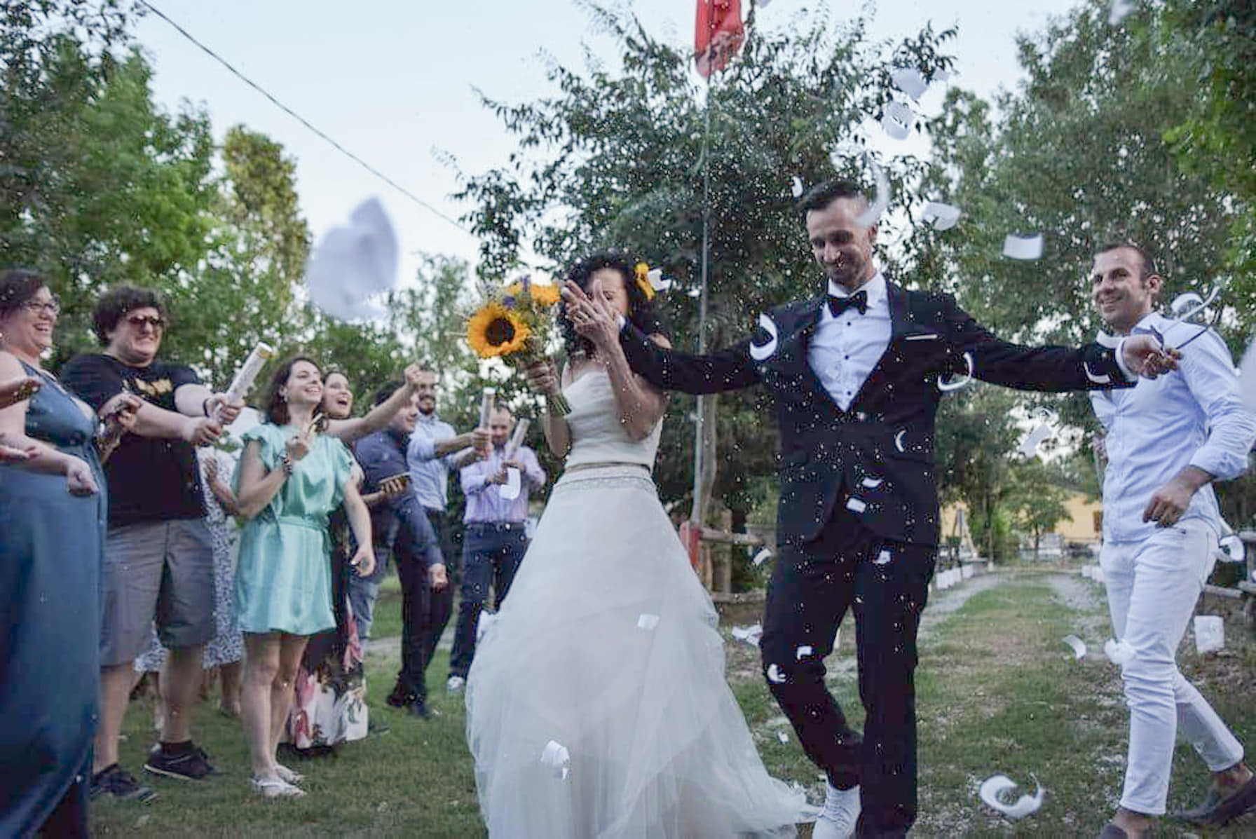 Matrimonio semplice in giardino