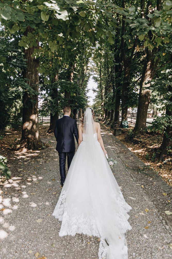 Matrimonio bohemien all'aperto