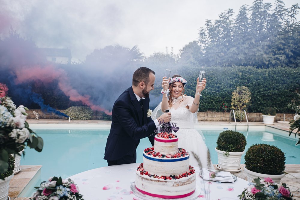 taglio della torta matrimonio